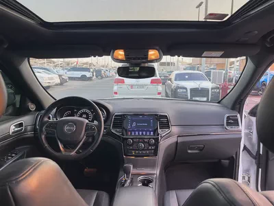 2020 Jeep Cherokee Sport - GCC Specs - Excellent Condition-17