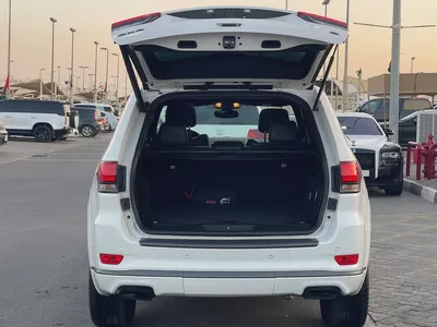 2020 Jeep Cherokee Sport - GCC Specs - Excellent Condition-19