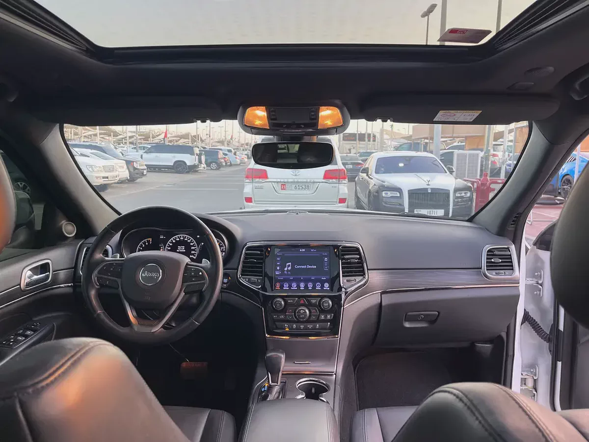 2020 Jeep Cherokee Sport - GCC Specs - Excellent Condition-17-17