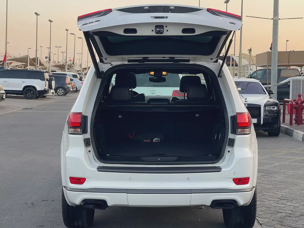 2020 Jeep Cherokee Sport - GCC Specs - Excellent Condition-19-19