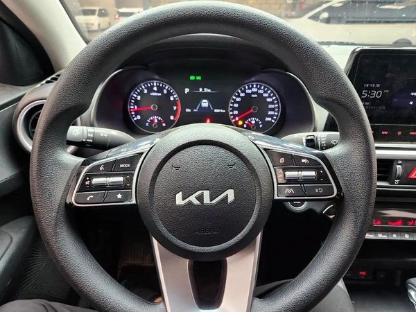 Kia K3 Trend 2023 - Korean Specs - Excellent Condition