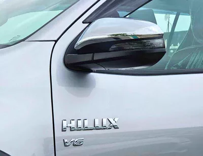 Toyota Hilux SR5 TRD 4.0L PETROL SR5 TRD || 4.0L PETROL V6 4WD | WOOD INTERIOR W VISOR | BLIND SPOT | DIFFLOCK | DVD+CAMERA | READY S-9