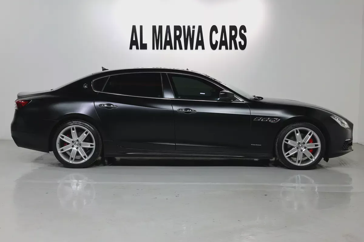 Maserati Quattroporte GranLusso 2021 | GCC Specs | Low Mileage | Pristine Condition-6-6