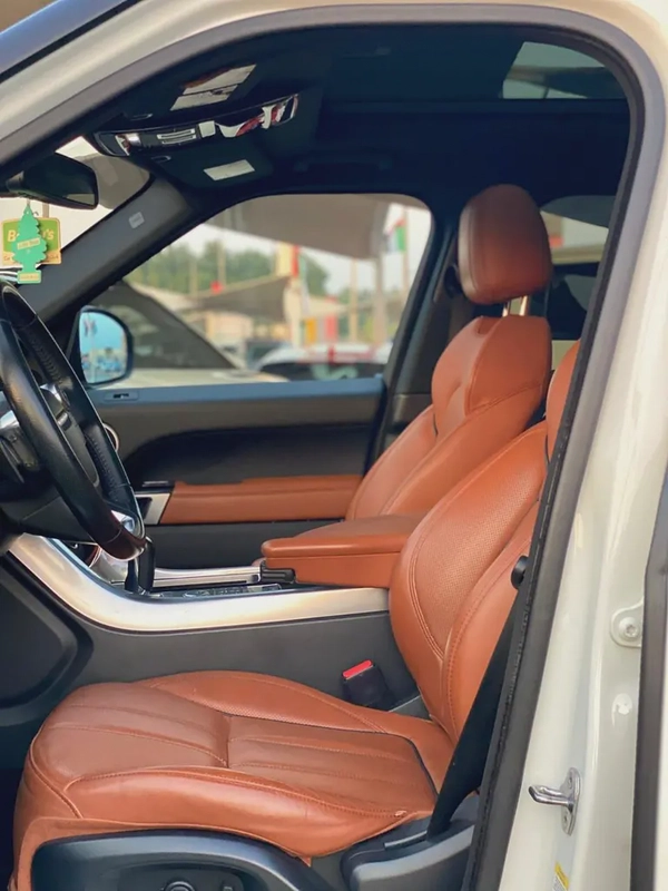 RANGE ROVER (2016) //SPORT//SUPERCHARGE// AMIRCAN//CLEAN TITLE//