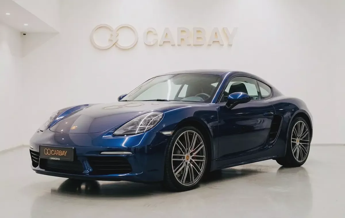 AED 3525 PM | PORSCHE 718 CAYMAN S 2018 | PORSCHE WARRANTY SEPTEMBER 2027 | PRISTINE CONDITION | GCC