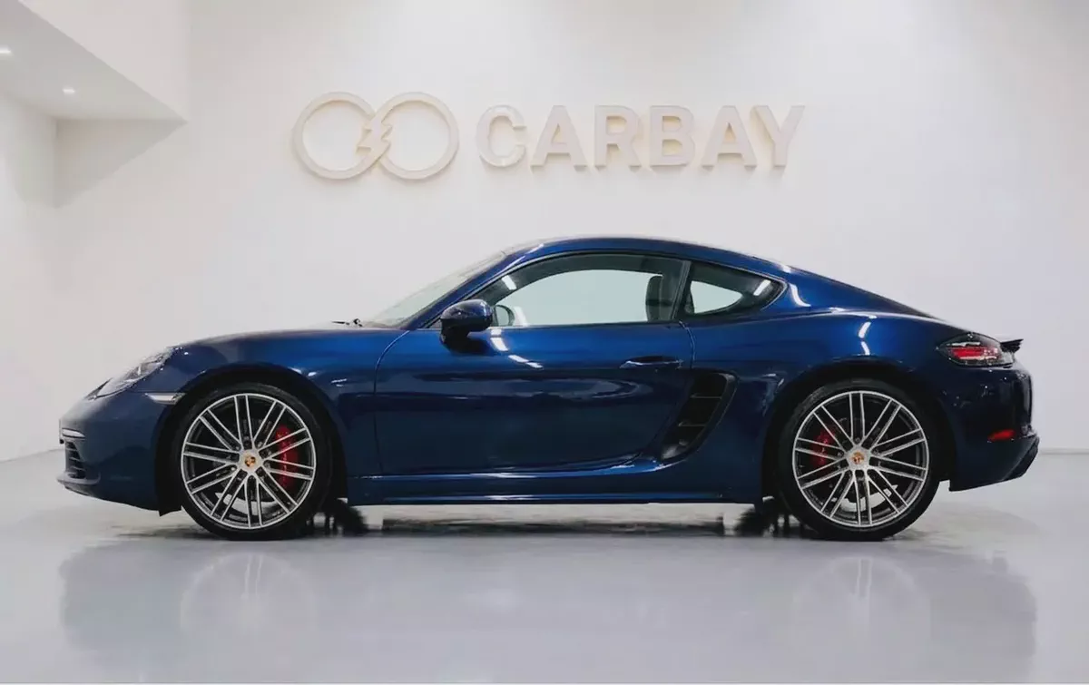 AED 3525 PM | PORSCHE 718 CAYMAN S 2018 | PORSCHE WARRANTY SEPTEMBER 2027 | PRISTINE CONDITION | GCC-2-2