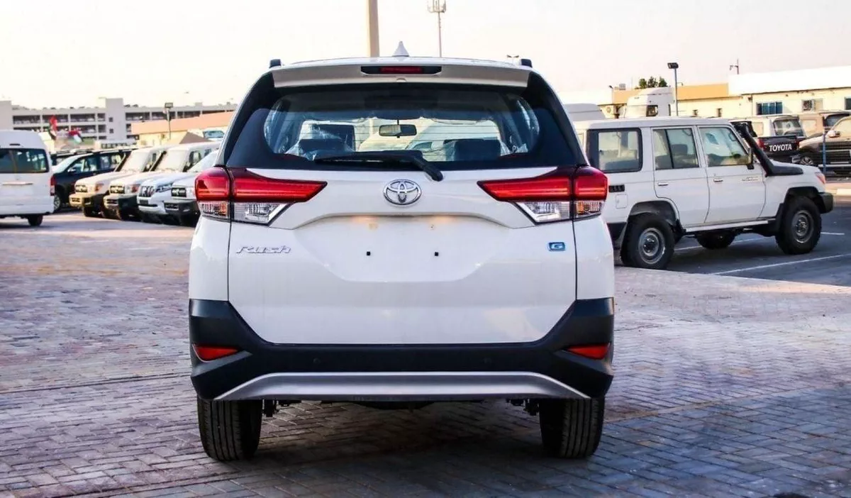 Toyota Rush EX RUSH 1.5L WHITE  G-4-0