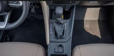 TOYOTA YARIS 1.3L SEDAN CVT FWD PETROL 2026-7