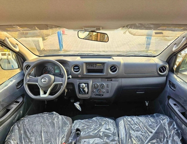 Nissan Urvan HIGHROOF | M/T | PANEL VAN | 2.5L V4 PETROL | FRONT COOLER (CODE#NHURPP)