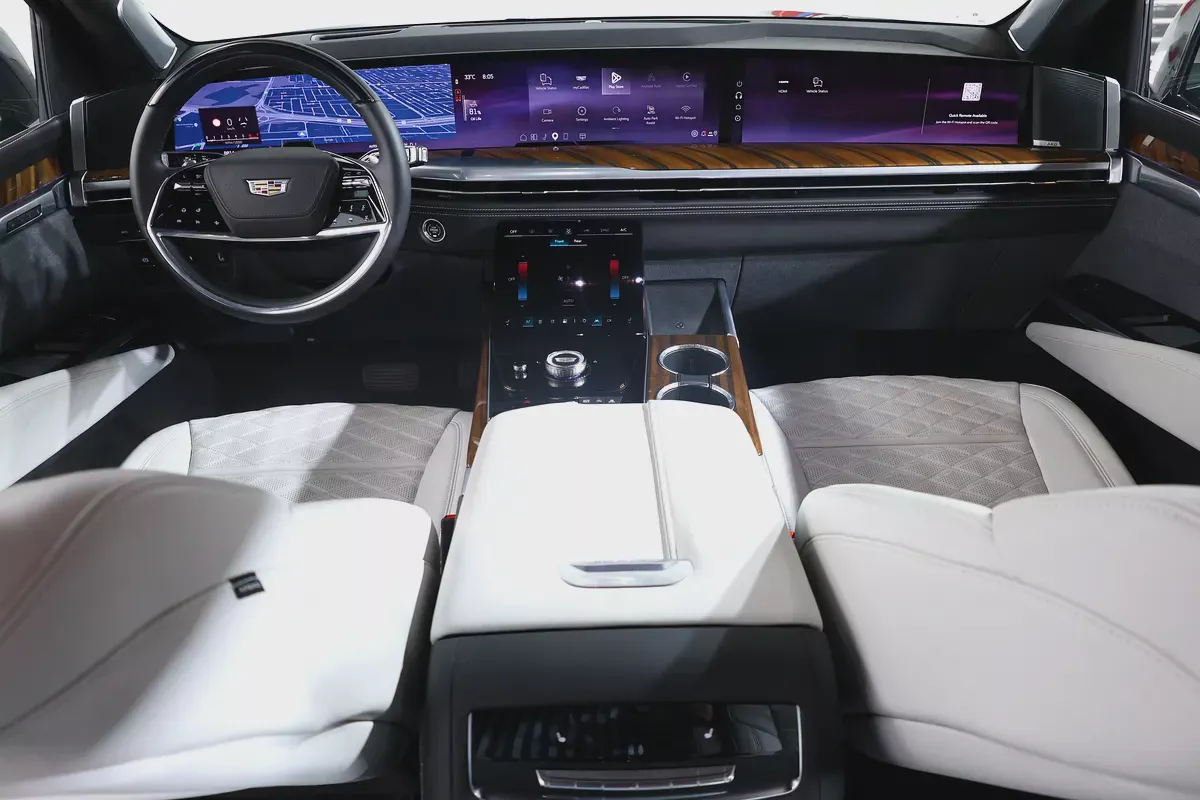 2025 Cadillac Escalade 600 Black Edition GCC Specs-Under Warranty & Service-12-12