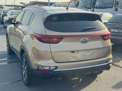 Kia Sportage 2020 Mid-Option | GCC Specs | Excellent Condition-8