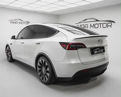 2022 Tesla Model Y Performance GCC Specs-5