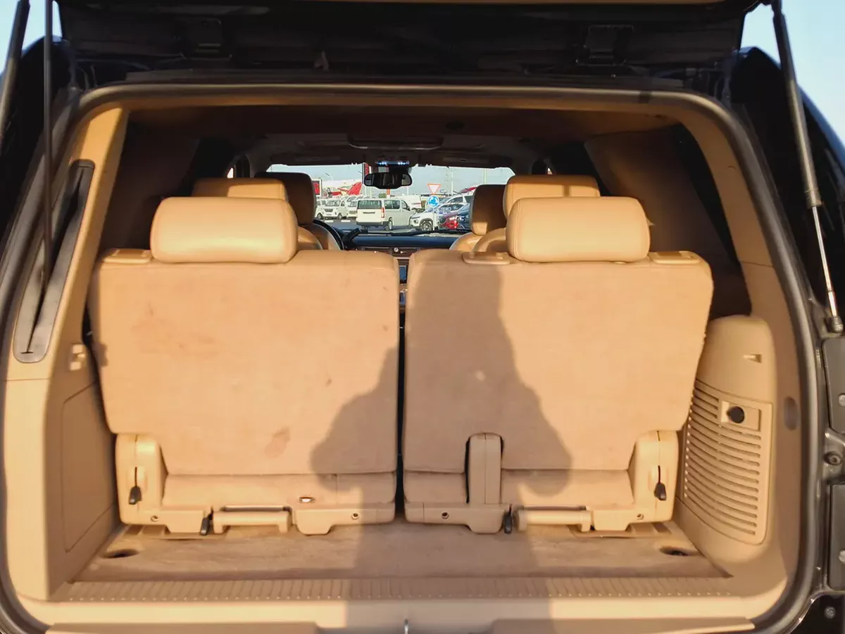 Chevrolet Tahoe LTZ 2006 | Japanese Specs | Excellent Condition-14-14