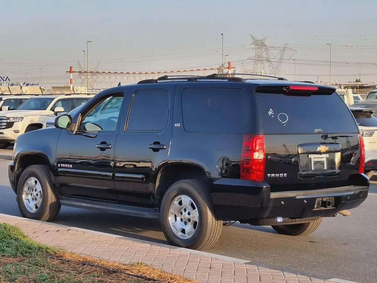 Chevrolet Tahoe LTZ 2006 | Japanese Specs | Excellent Condition-5-5