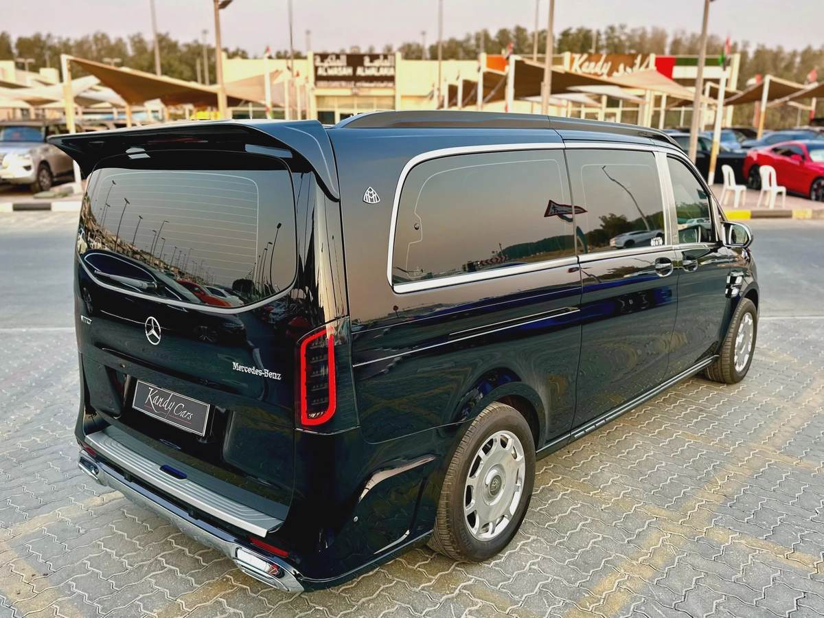 2023 Mercedes-Benz V-Class Maybach Kit-12-12