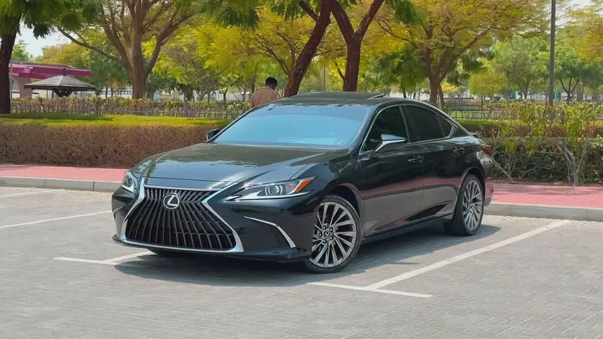 Lexus ES 300h  2022 GCC Specs Cash, Zero Dp & Inhouse finance-3-3
