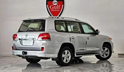 Toyota Land Cruiser GXR V6 4.0L-6CYL PERFECT CONDITION-4