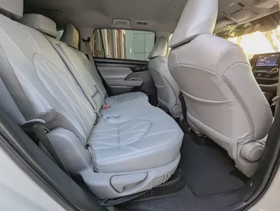 Toyota Highlander Hybrid Limited 2020 | GCC Specs | Full Option | Premium Family SUV-14