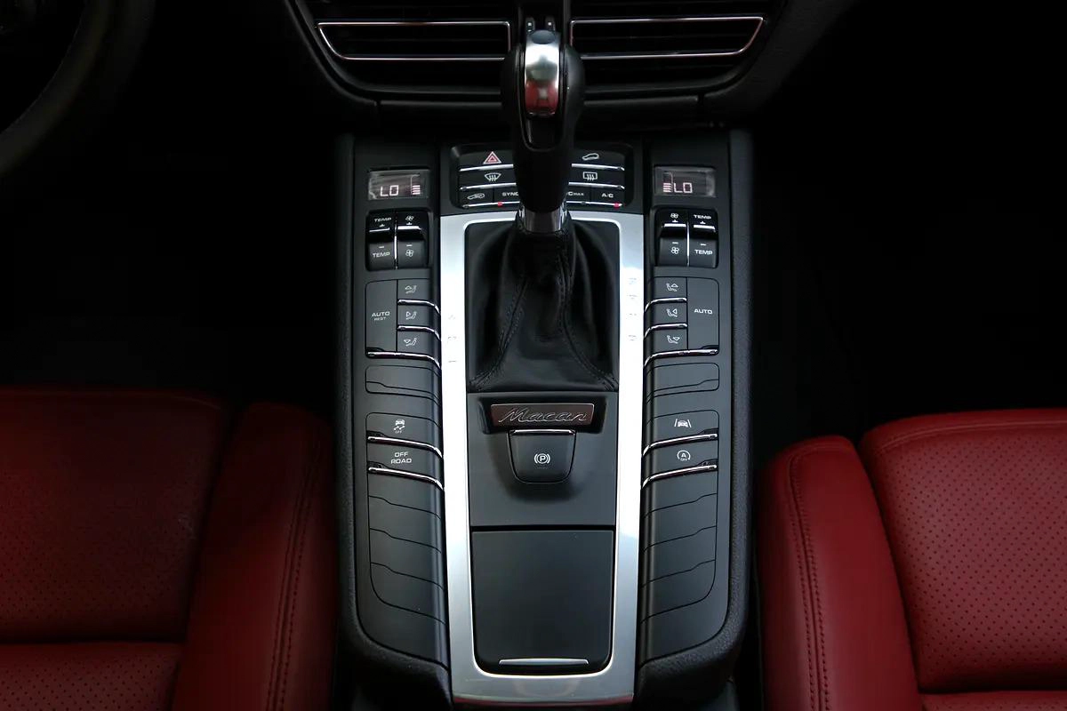 Porsche Macan Standard-8-8