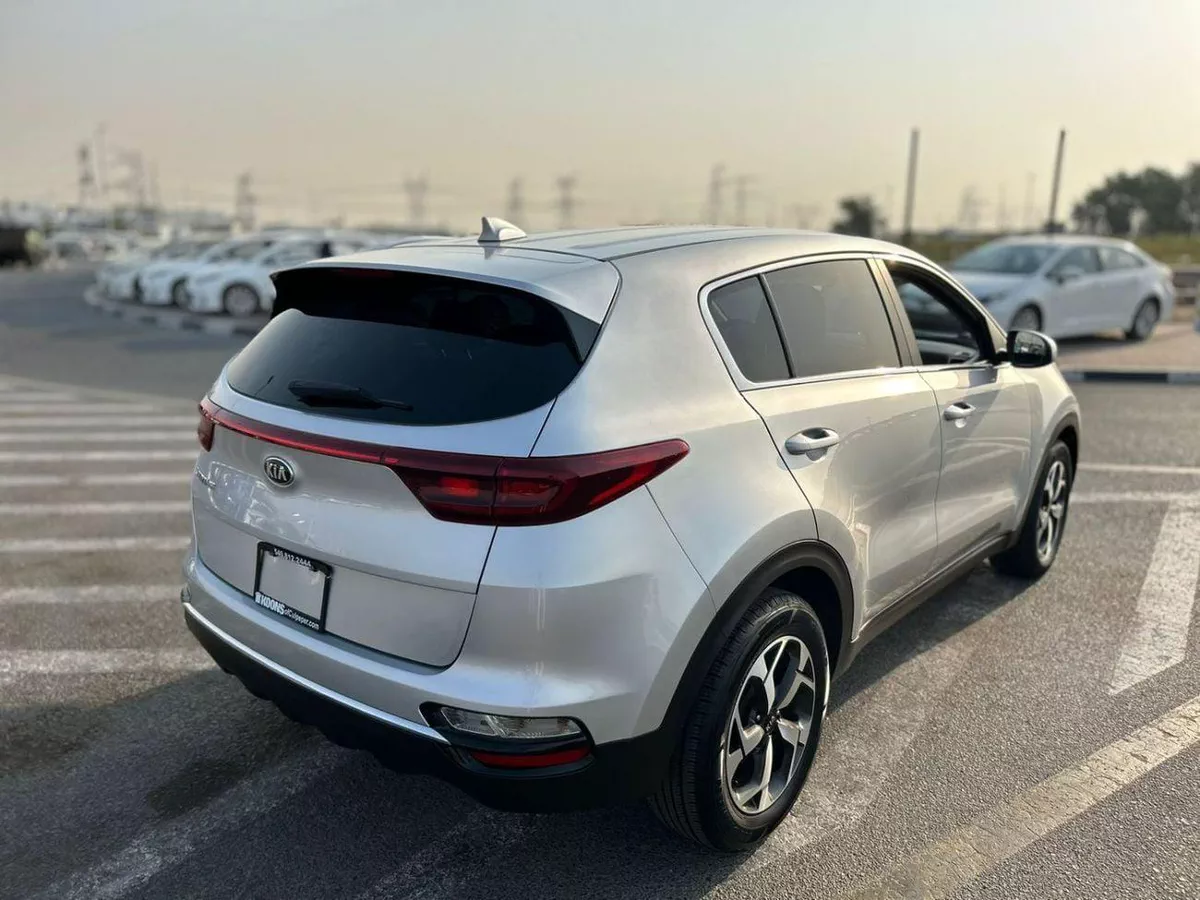 Kia Sportage LX 2020 Kia Sportage 2.4L V4 - MiOption+ - Apple/Android Play - Rear CAM - Rims --4-0