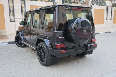 MERCEDES BENZ G63 AMG ( NIGHT PACKAGE )-110000KM-2021-GCC SPECS-UNDER WARRANTY-2