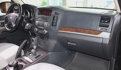 Pajero Coupe - GCC Specs . Excellent Condition . V6 3.5L-14