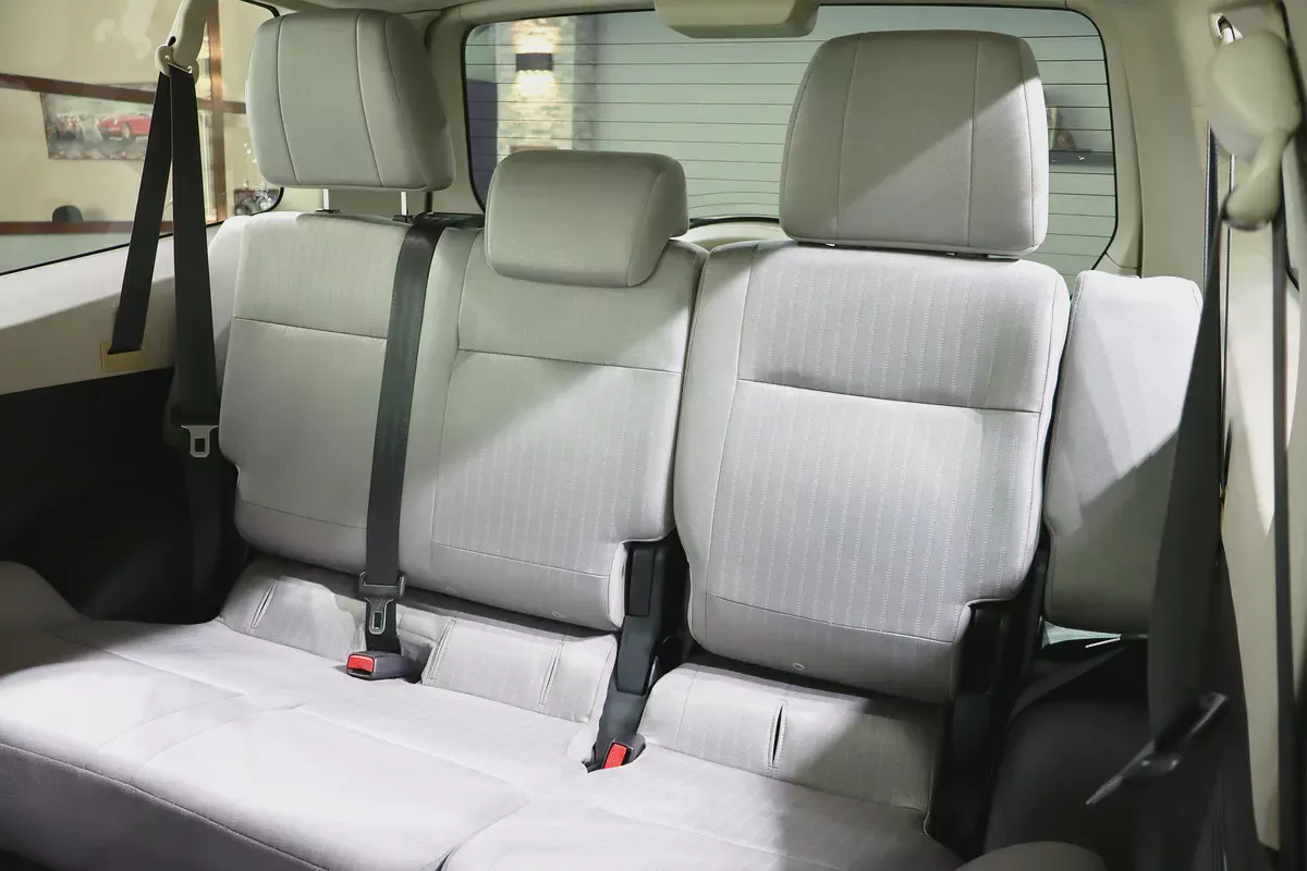 Pajero Coupe - GCC Specs . Excellent Condition . V6 3.5L-12-12