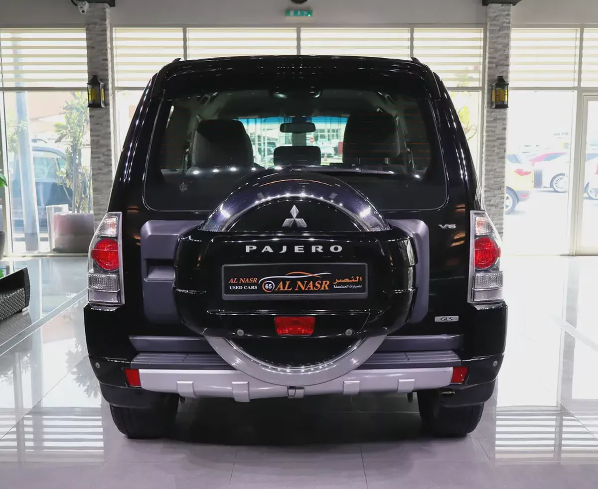 Pajero Coupe - GCC Specs . Excellent Condition . V6 3.5L-4-4