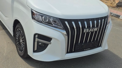 BAW M7 (White)-1