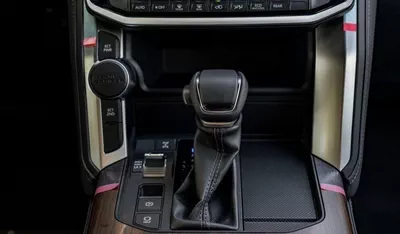 Toyota Land Cruiser GXR LC300 GXR 4.0P AT MY2025 – GREY-7