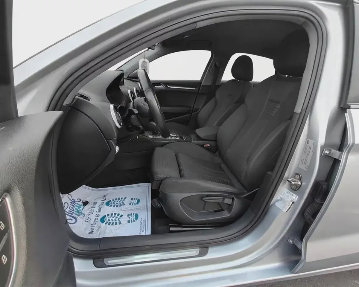 Audi A3 30 TFSI 2019 | GCC Specs | 2 Keys | AED 587 / Monthly-6-6