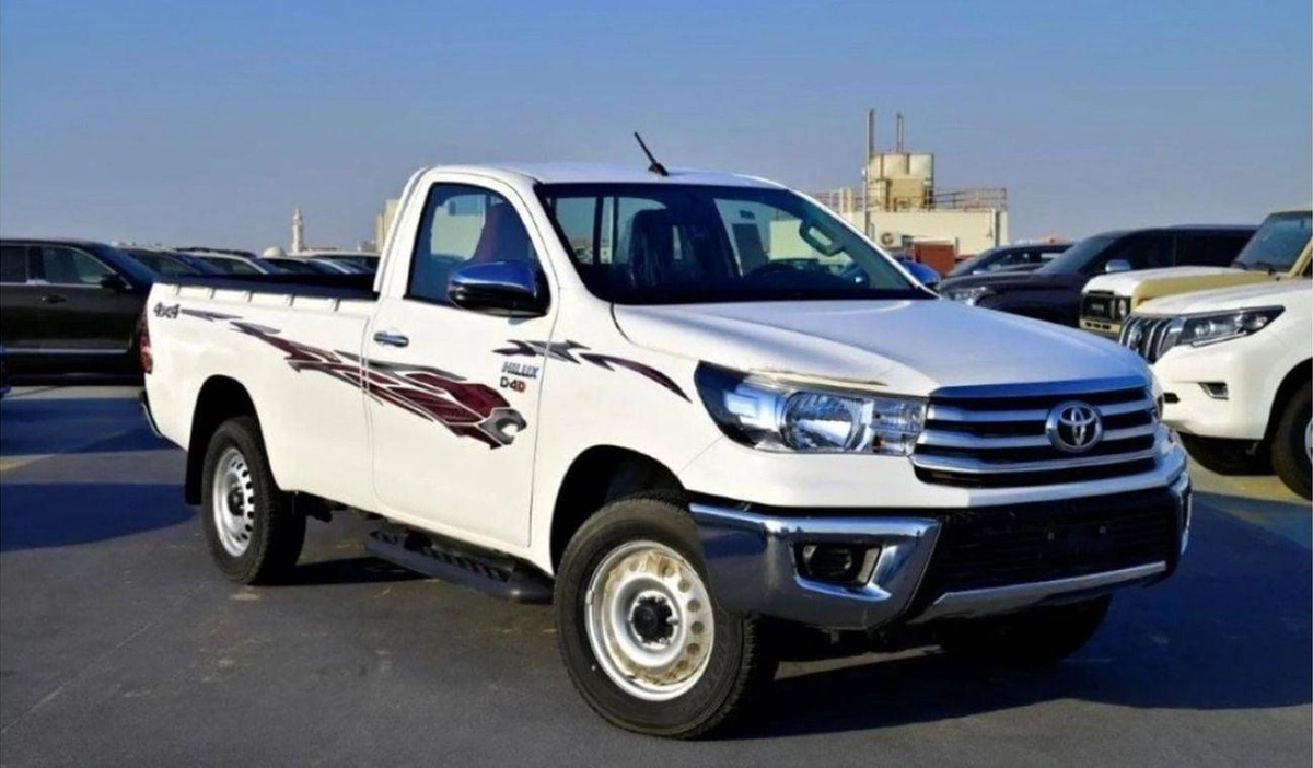 Toyota Hilux GLX Toyota Hilux Single Cab 2.4L Manual