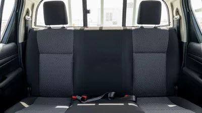 Toyota Hilux GLX AT 2.7 MID OPTION-17