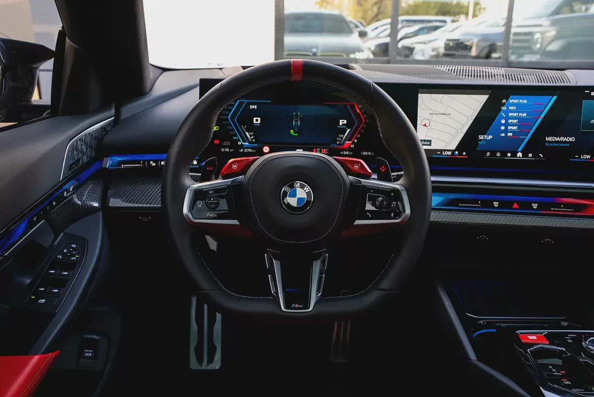 BMW M5 Touring 2025 GCC 4.4L Twin Turbo V8 PHEV Agency Warranty Full Service History 728hp-19-19
