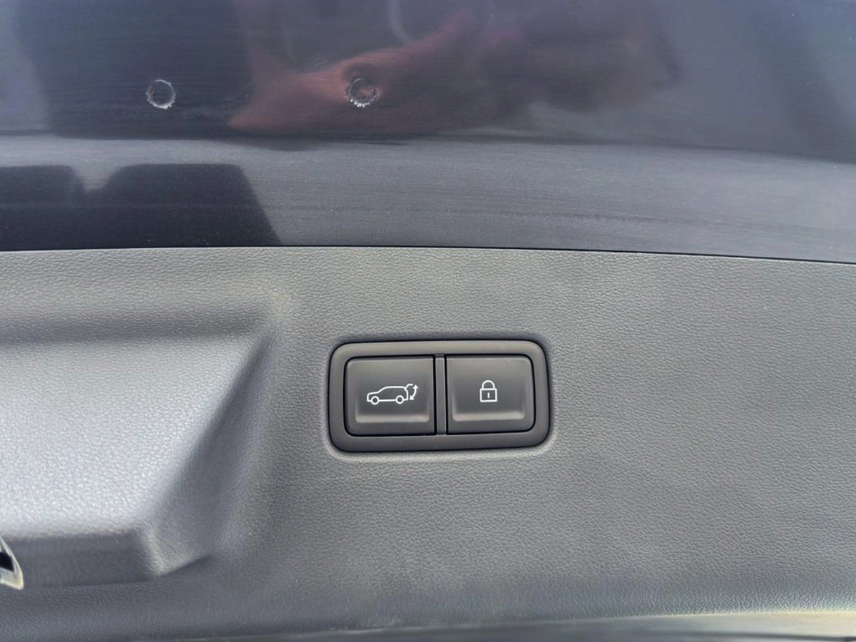 Hyundai Santa Fe 2.0T GDi 8A/T Explorer Pro – 2025 Model (Chinese Specs)-9-9