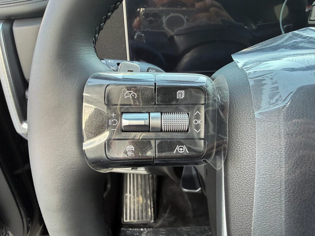 Hyundai Santa Fe 2.0T GDi 8A/T Explorer Pro – 2025 Model (Chinese Specs)-8-8