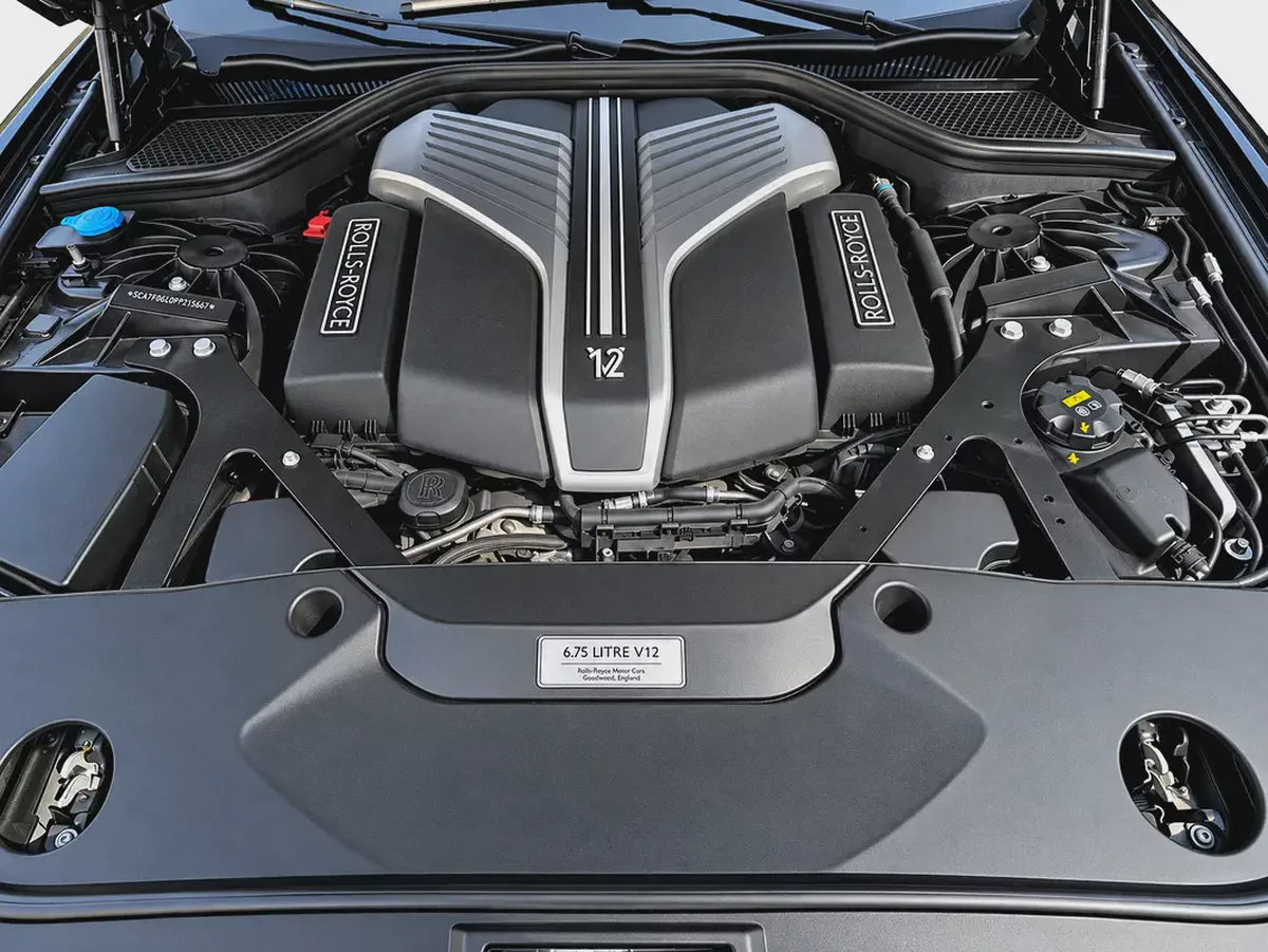 2023 Rolls Royce Ghost Black Edition-13-13