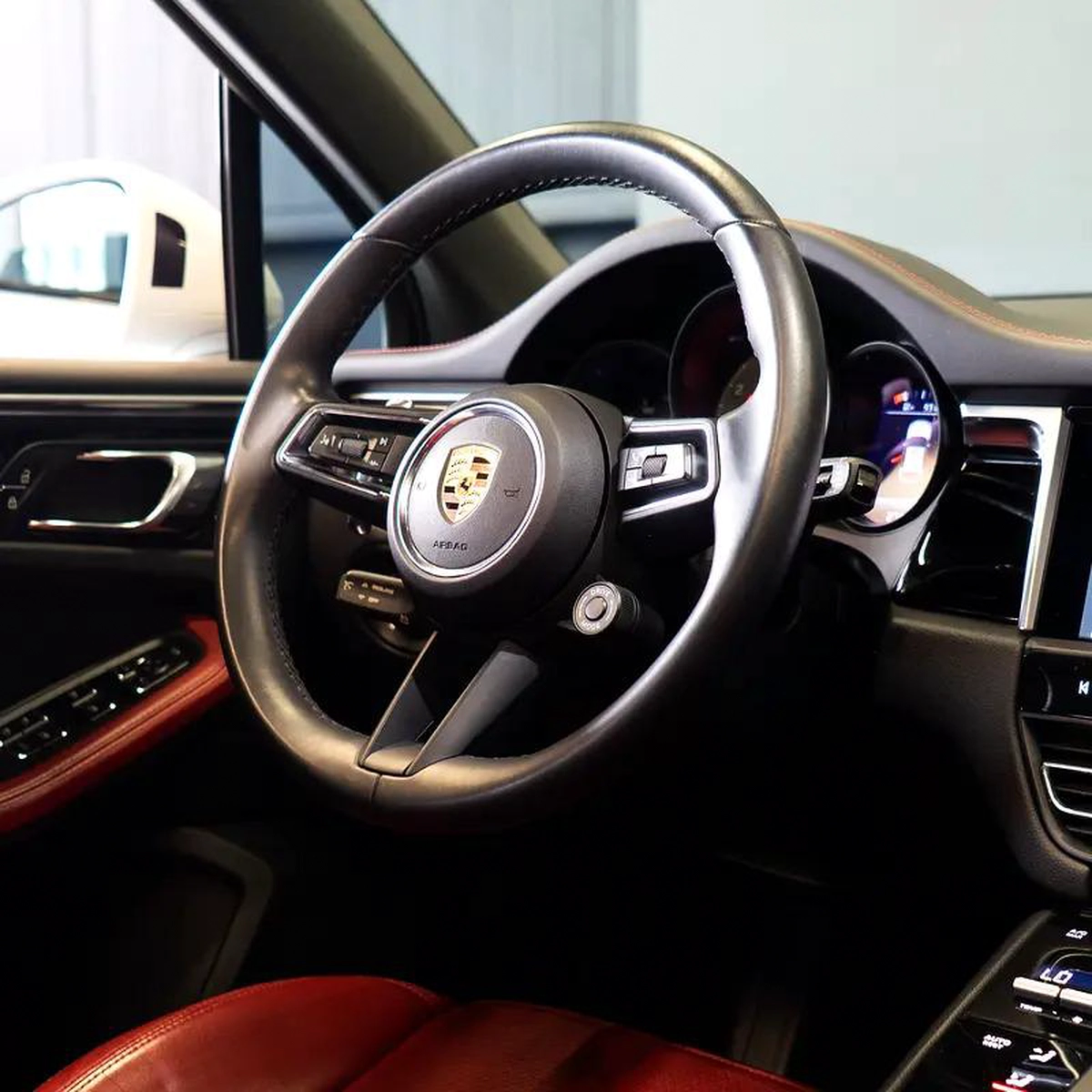 AED 5,269 P.M • 0% Downpayment • Porsche Macan S • Agency Warranty-7-7
