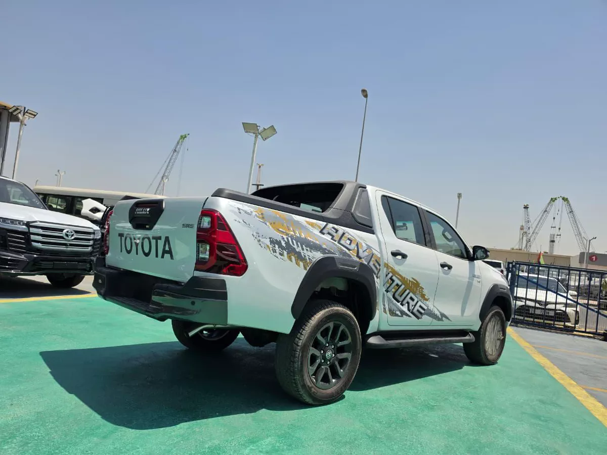 TOYOTA HILUX ADVENTURE 4.0L V6 PETROL 2026-2-2