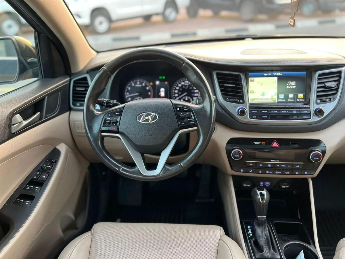 Hyundai Tucson 2016  Hyundai Tucson Limited 1.6 Turbo V4 - Panoramic View - Rear Camera With Radar & Sensor AWD 4x4-12-0