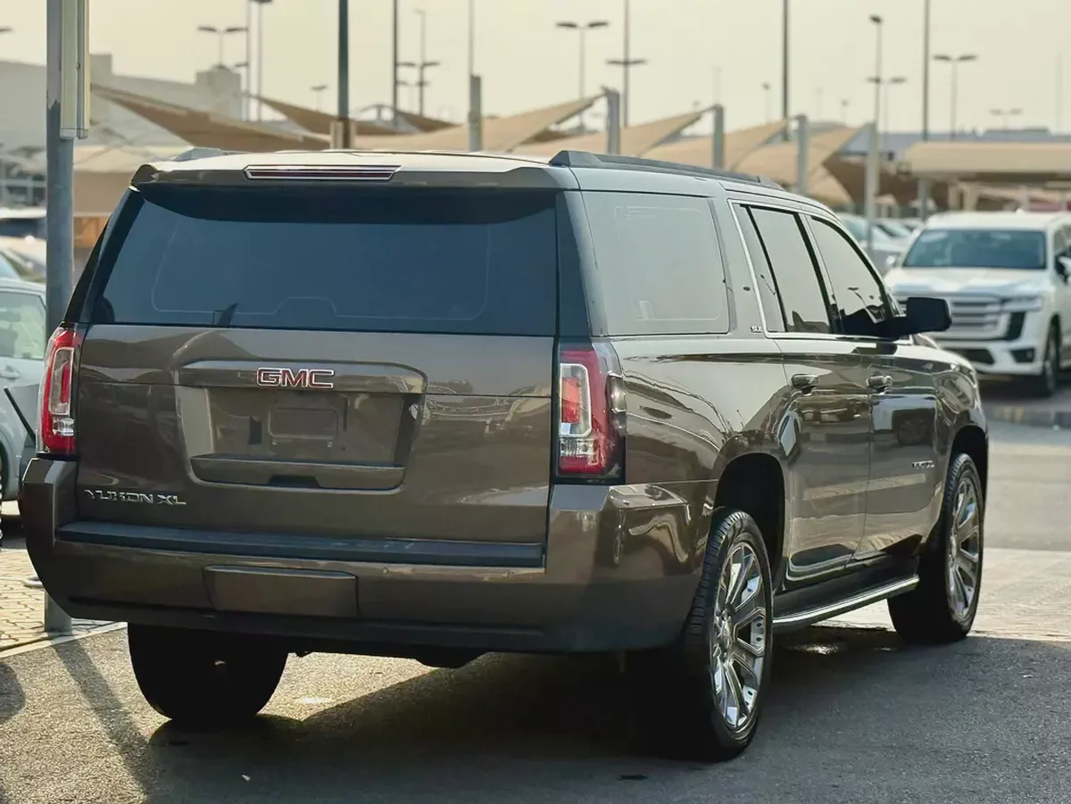 جيمس يوكن CLخليجي GMC Yukon XL 2016 GCC Specs - Excellent Condition-10-10