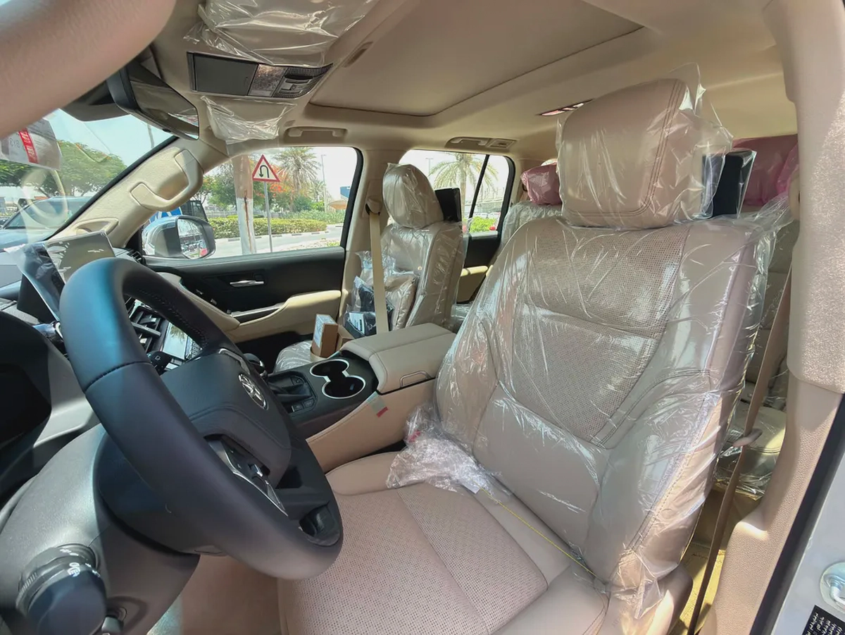 **2026**Toyota Land Cruiser VXR | GCC Specs | Brand New-8-8