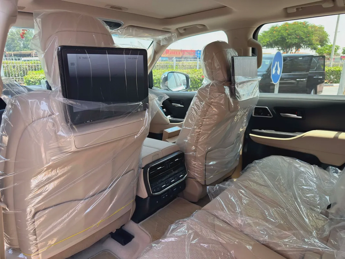 **2026**Toyota Land Cruiser VXR | GCC Specs | Brand New-12-12