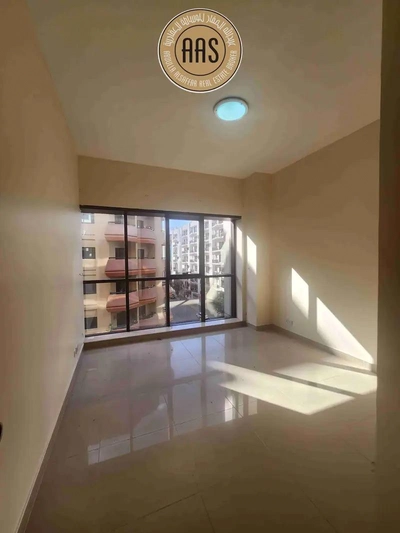 Spacious and luxurious 4bhk with maids room in mankhool near sharaf dg metro station-11