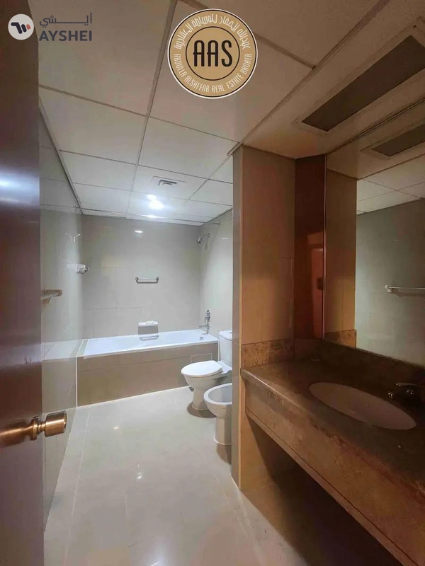 Spacious and luxurious 4bhk with maids room in mankhool near sharaf dg metro station