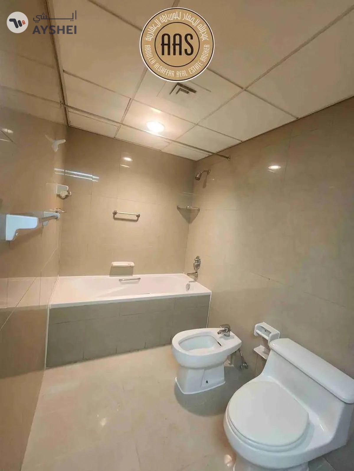 Spacious and luxurious 4bhk with maids room in mankhool near sharaf dg metro station-21-21