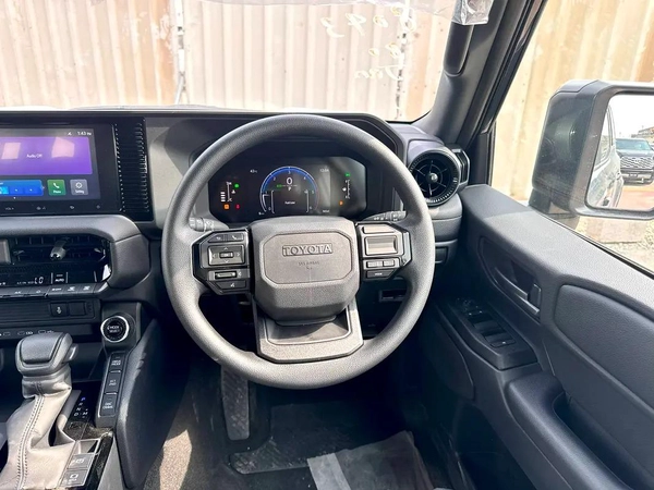 2025 PRADO RIGHT HAND DRIVE AR-TX 2.8L DIESEL 0KM