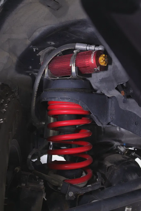 NISSAN SUPER SAFARI UPGRADED TURBO + PRO-FENDER SHOCKS