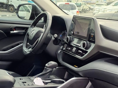 Toyota Highlander 2023 Toyota Highlander Hybrid XLE  Full Option - 2.5L V4 - Sunroof - Rear Camera & Radar Leather Sea-14