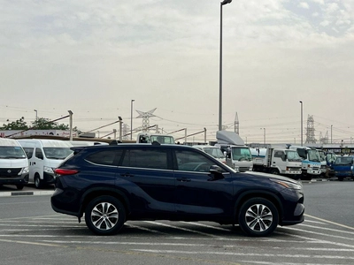 Toyota Highlander 2023 Toyota Highlander Hybrid XLE  Full Option - 2.5L V4 - Sunroof - Rear Camera & Radar Leather Sea-8